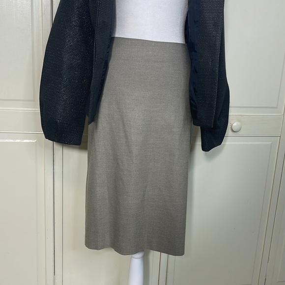 Doncaster 2Pc Women’s Suit Skirt Sz 8 Black Beige Embellished Collarless Career - Picture 8 of 16